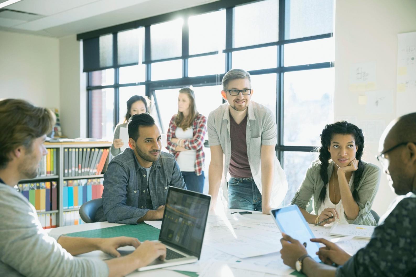 Η ομάδα μας εργάζεται για την επιτυχία σας